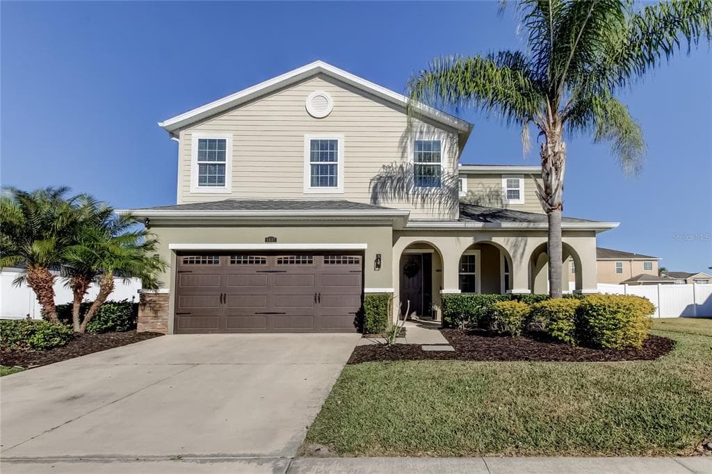 5647 FISHER GLEN LOOP