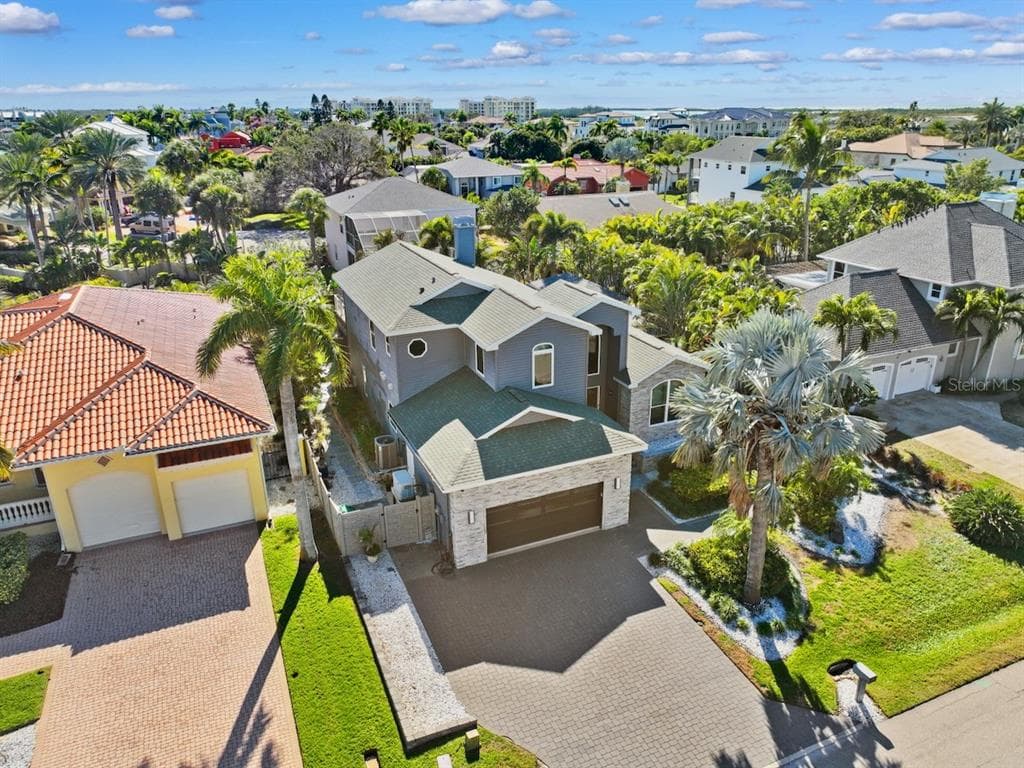 648 SANTA MARIA DRIVE TIERRA VERDE, FL 33715