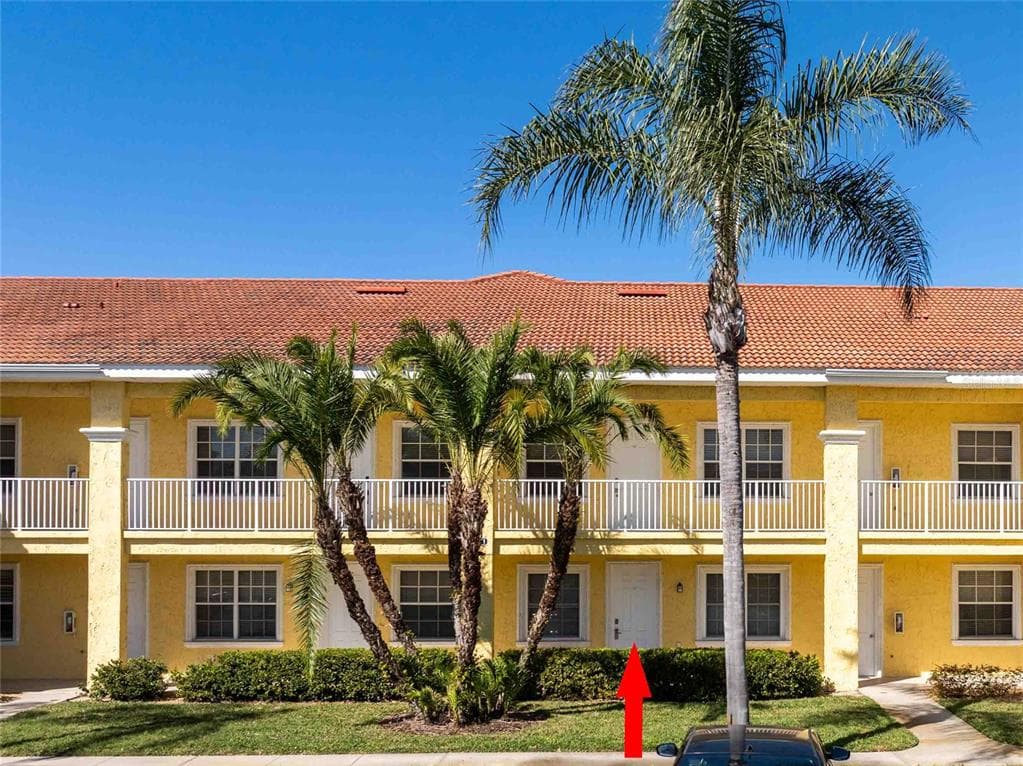 21011 PICASSO CT UNIT I-103 LAND O LAKES, FL 34637