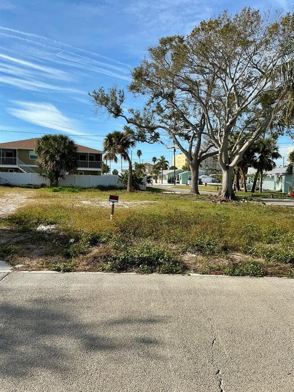 13354 2ND ST E MADEIRA BEACH, FL 33708