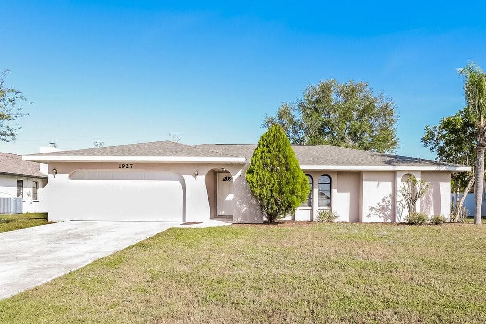1927 SE 5TH STREET CAPE CORAL, FL 33990