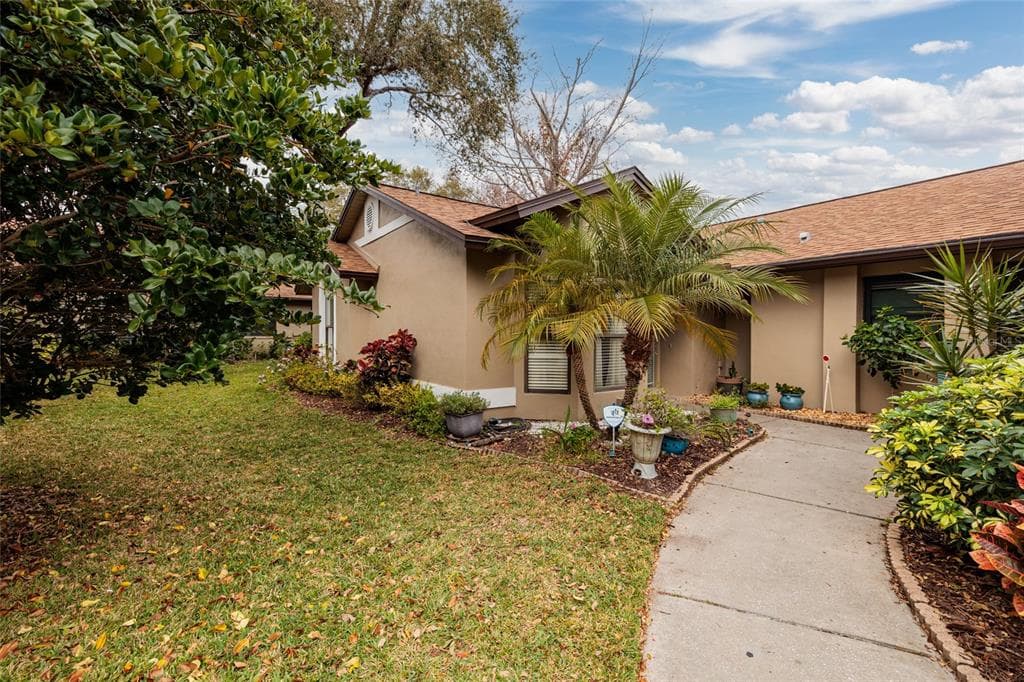 1696 FRY COURT DUNEDIN, FL 34698