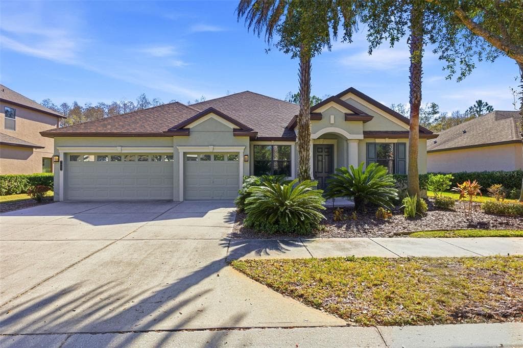 7907 HAMPTON LAKE DRIVE TAMPA, FL 33647