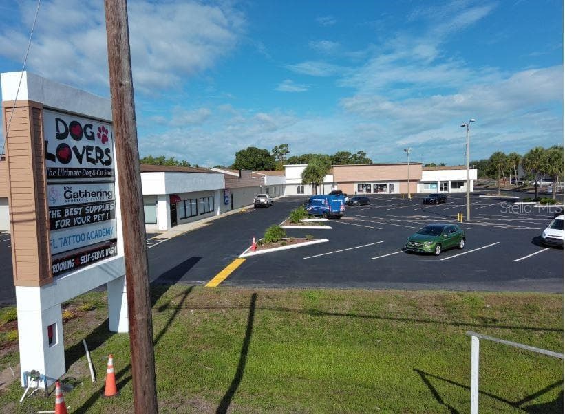 39930 US HIGHWAY 19 N UNIT 39930 TARPON SPRINGS, FL 34689
