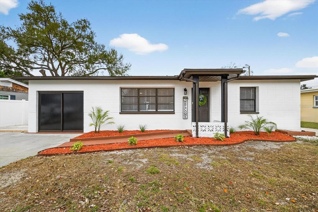 8391 54TH STREET N PINELLAS PARK, FL 33781