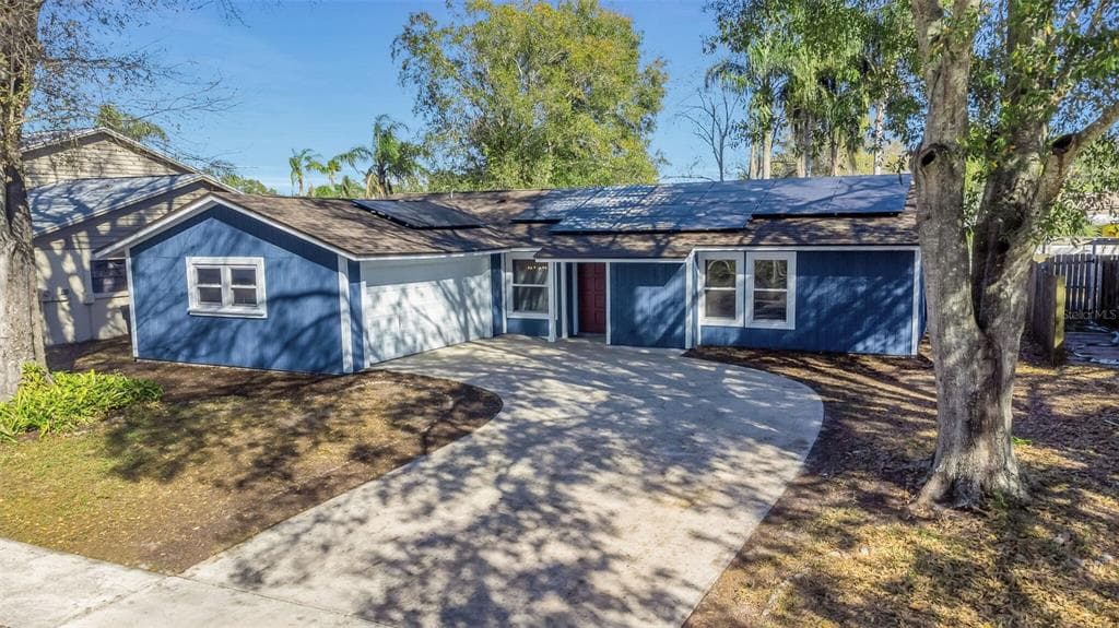 15911 COUNTRY FARM PLACE TAMPA, FL 33624