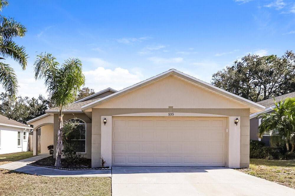 535 ROYAL RIDGE STREET VALRICO, FL 33594