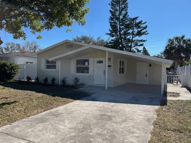 710 74TH AVENUE N ST PETERSBURG, FL 33702