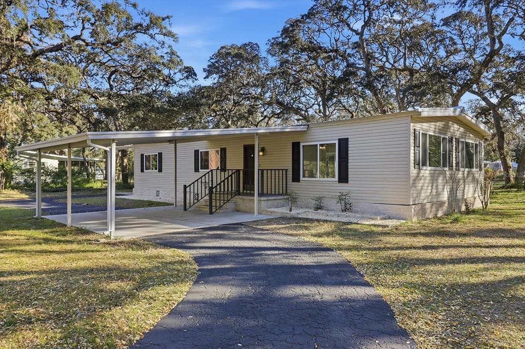 100 KOSTKA DRIVE BROOKSVILLE, FL 34604