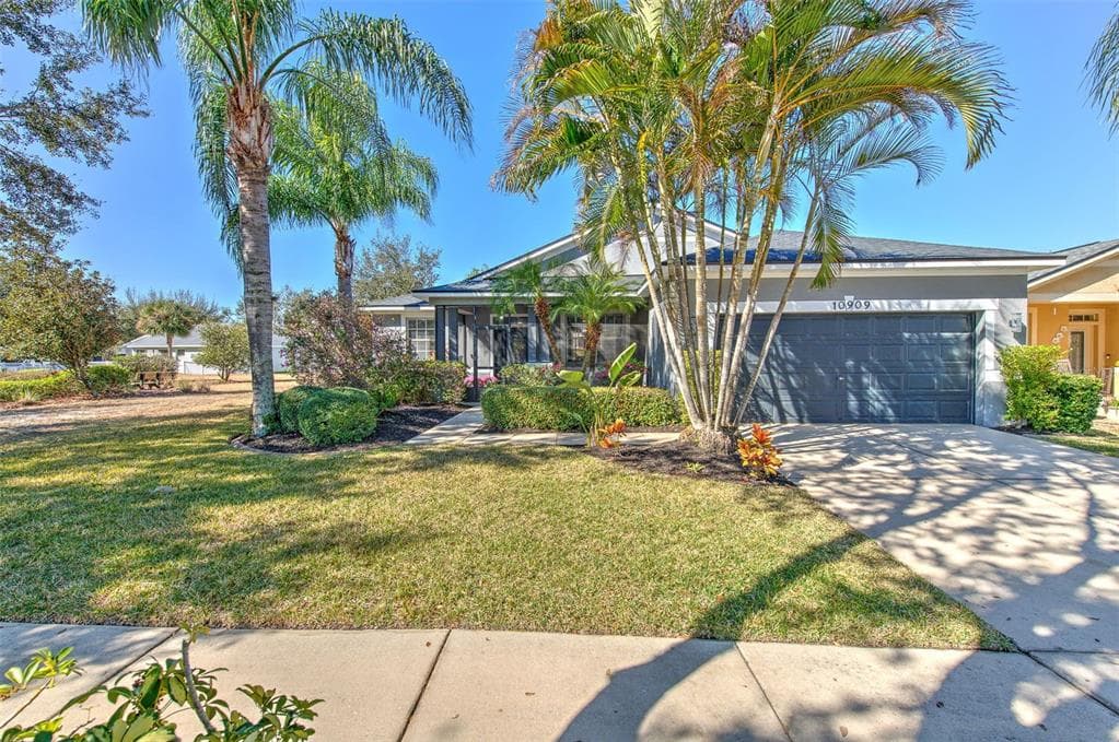 10909 HOLLY CONE DRIVE RIVERVIEW, FL 33569