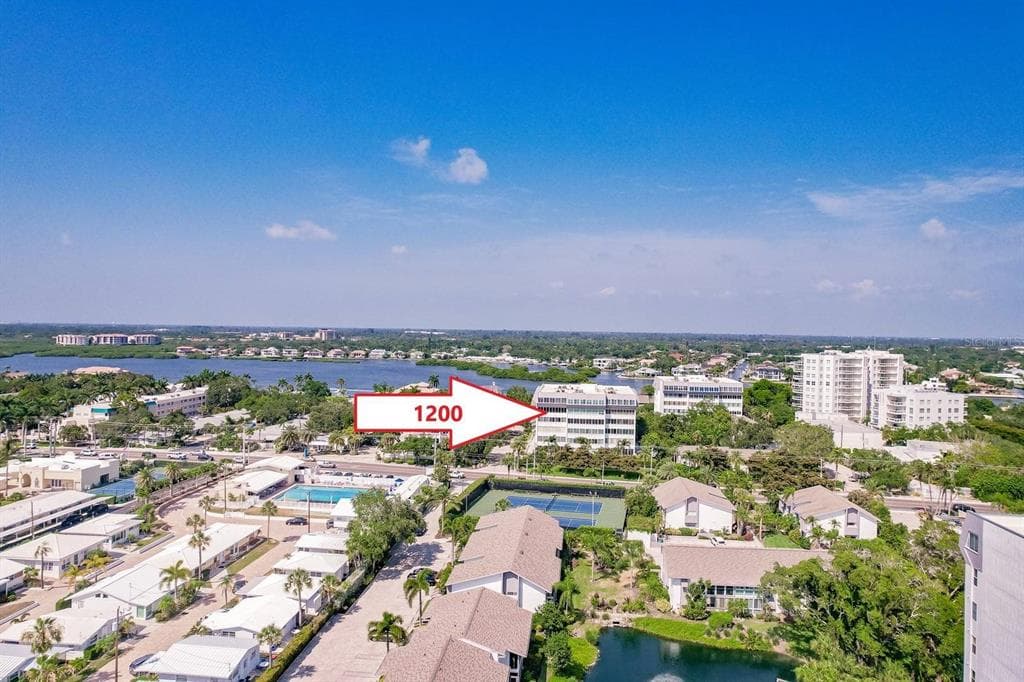 1200 E PEPPERTREE LANE UNIT 206 SARASOTA, FL 34242