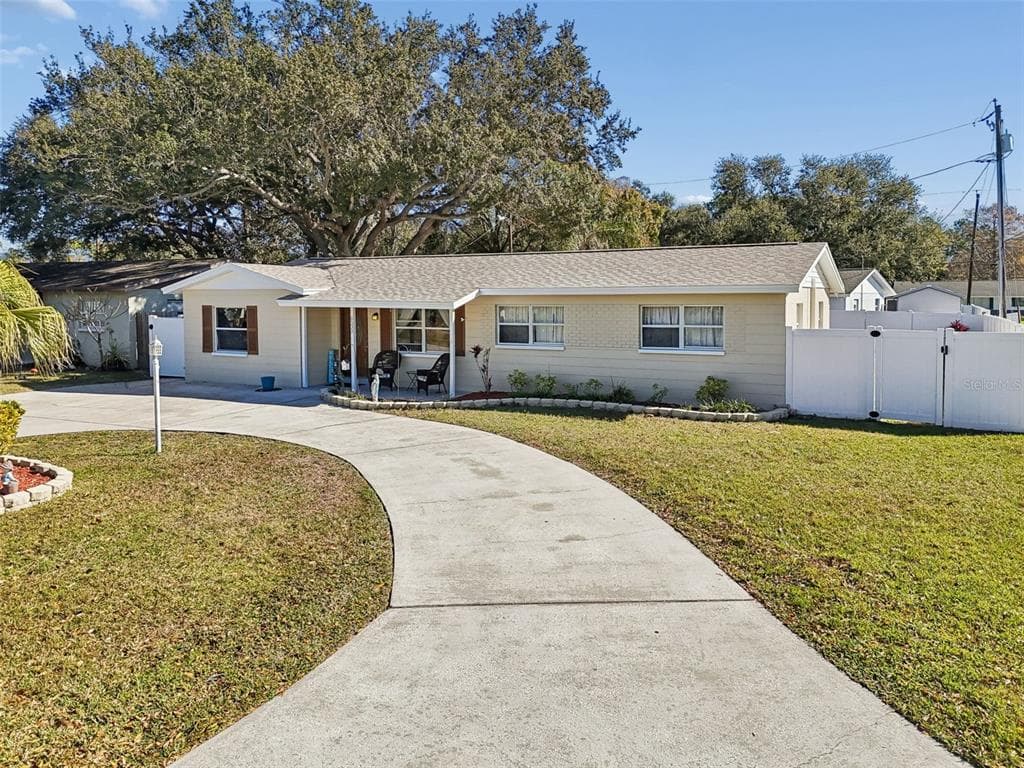 6533 26TH STREET N ST PETERSBURG, FL 33702