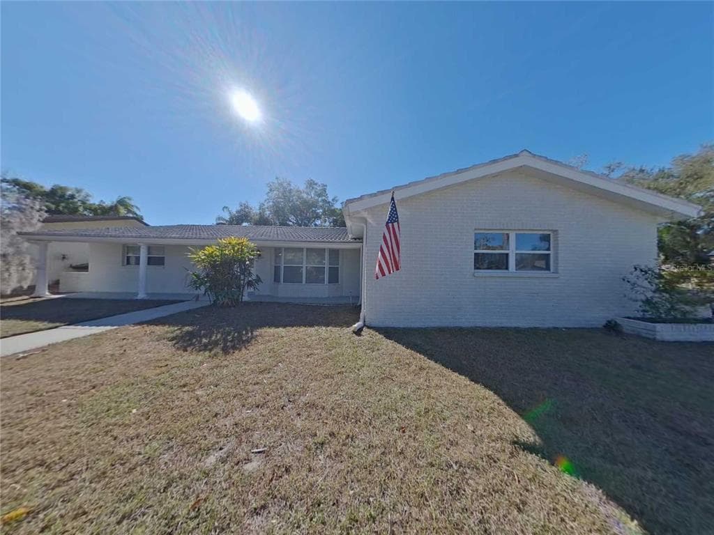 1930 BLUE HERON WAY PALM HARBOR, FL 34683