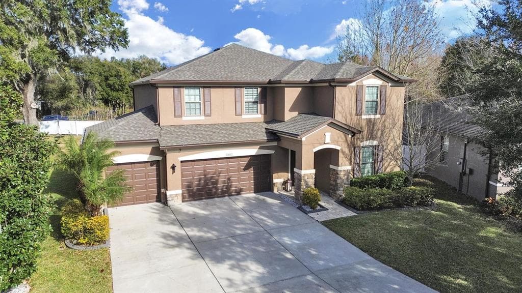 2202 LANDSIDE DRIVE