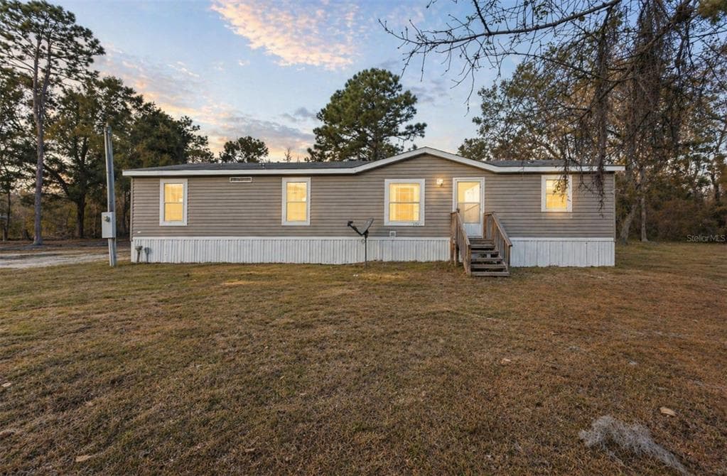 1910 NE 155TH COURT WILLISTON, FL 32696