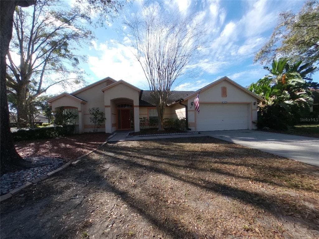 2391 ALCLOBE CIRCLE OCOEE, FL 34761