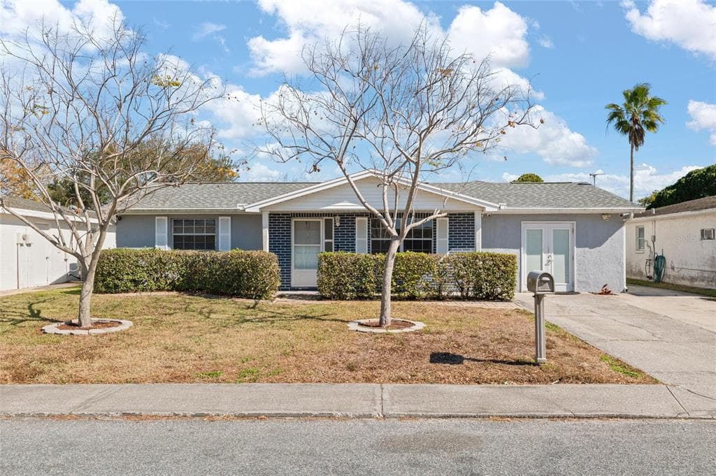 10010 BRUNSWICK LANE PORT RICHEY, FL 34668