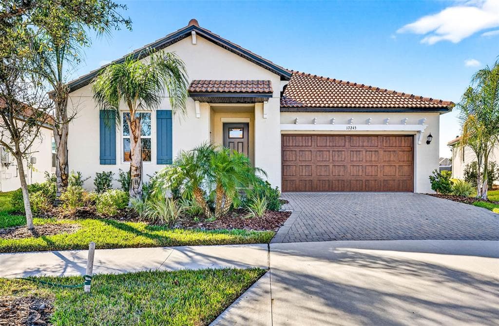 17245 STAR BANKS ST WIMAUMA, FL 33598