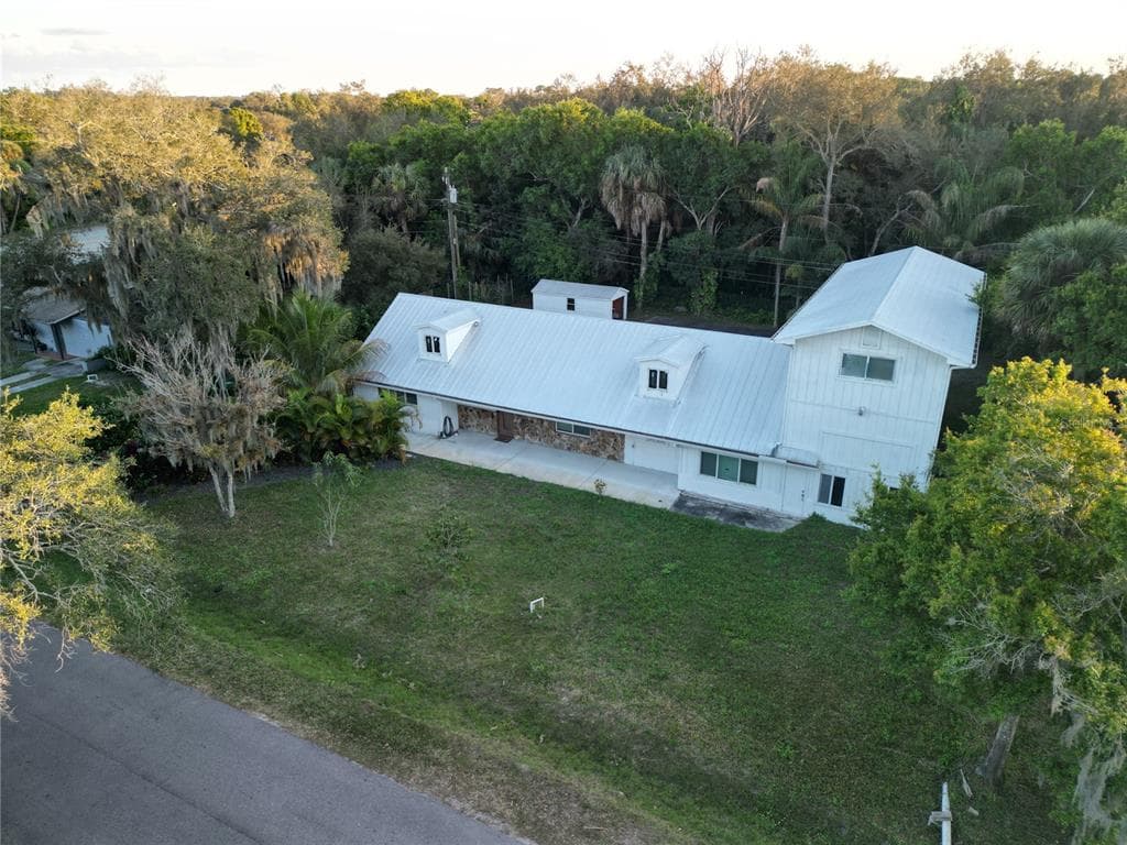 2559 RAINBOW DRIVE FORT PIERCE, FL 34981