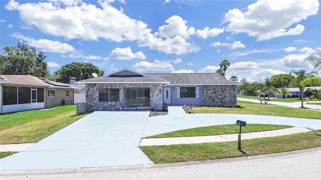 4652 SWALLOWTAIL DRIVE NEW PORT RICHEY, FL 34653
