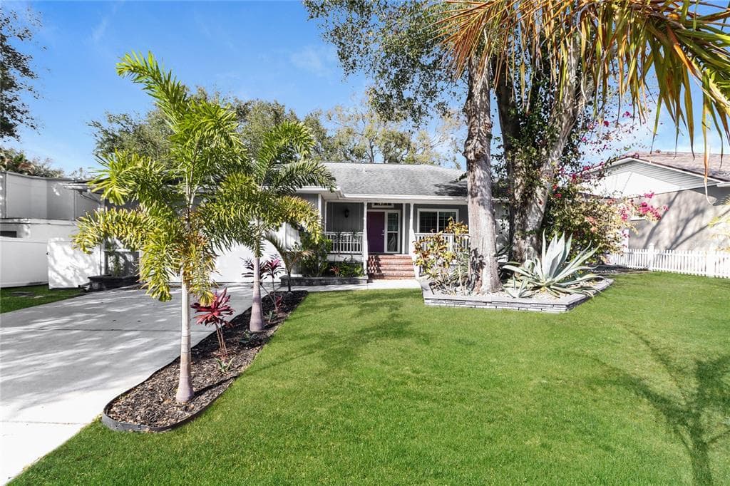 3006 MERRILL AVENUE CLEARWATER, FL 33759