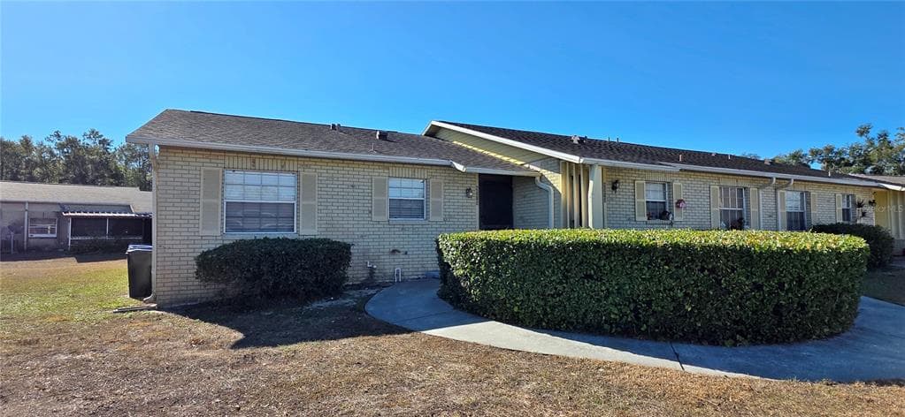 9515 FIELDVIEW CIRCLE THONOTOSASSA, FL 33592