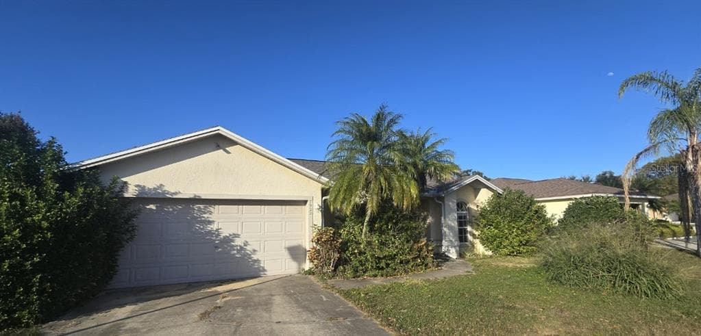 7922 APPLE BLOSSOM DRIVE LAKELAND, FL 33810