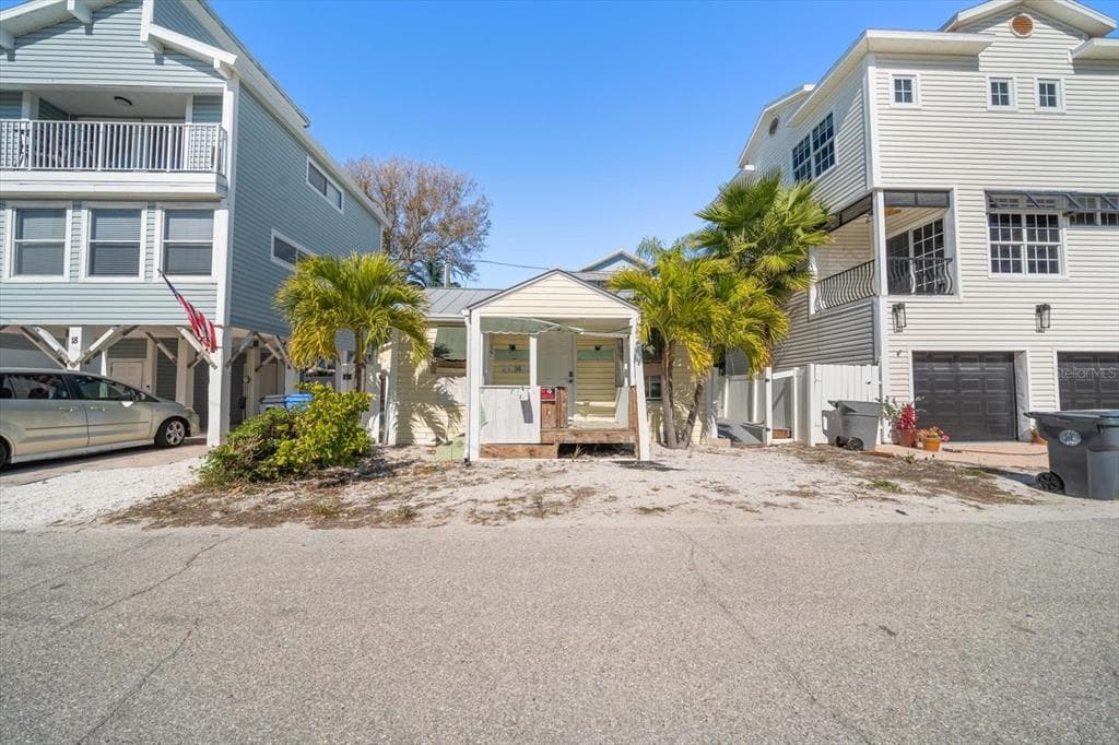 24 80TH TERRACE TREASURE ISLAND, FL 33706