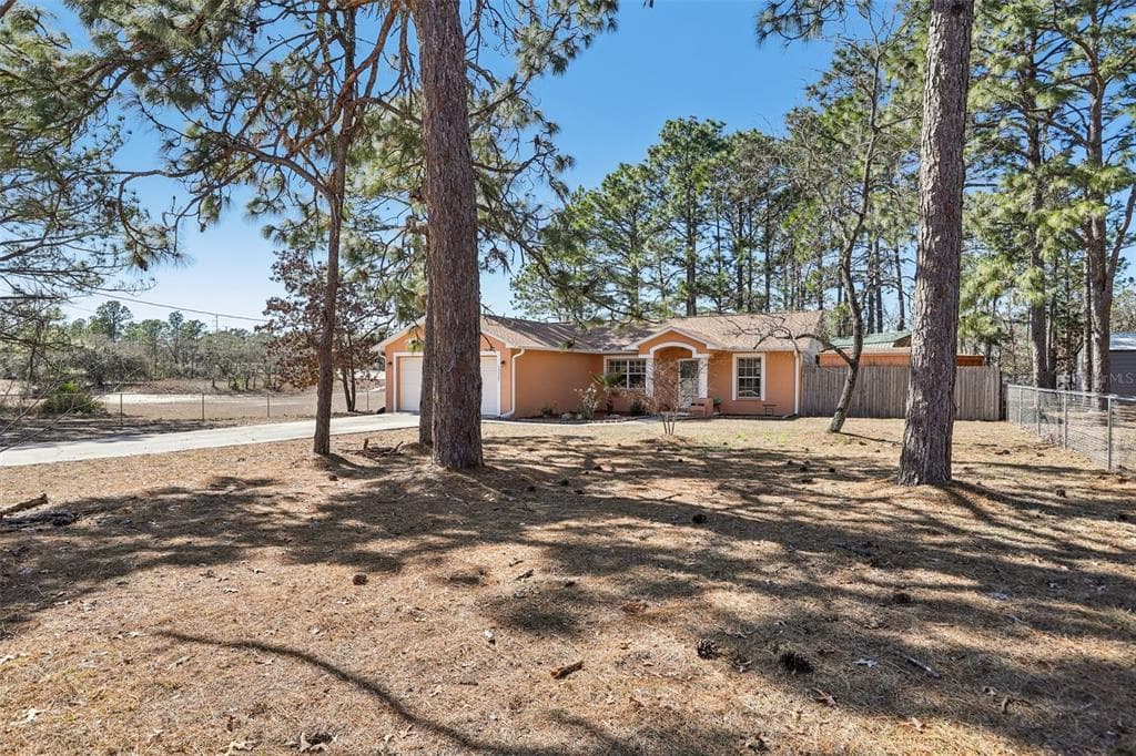 15327 GREEN JAY ROAD WEEKI WACHEE, FL 34614