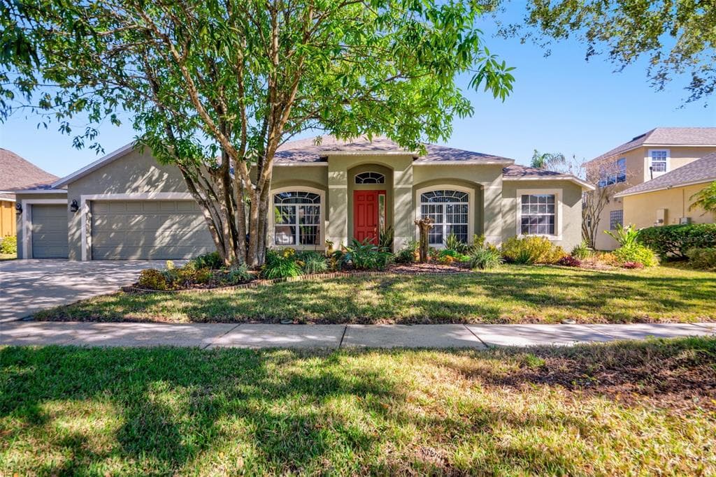 306 CARRIAGE OAK PLACE