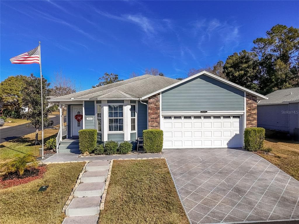 37443 BLUEBERRY COURT ZEPHYRHILLS, FL 33542