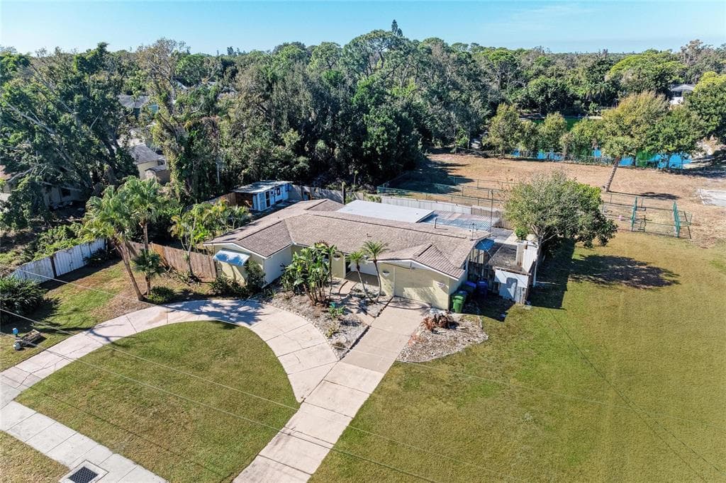 4010 S LOCKWOOD RIDGE ROAD SARASOTA, FL 34231