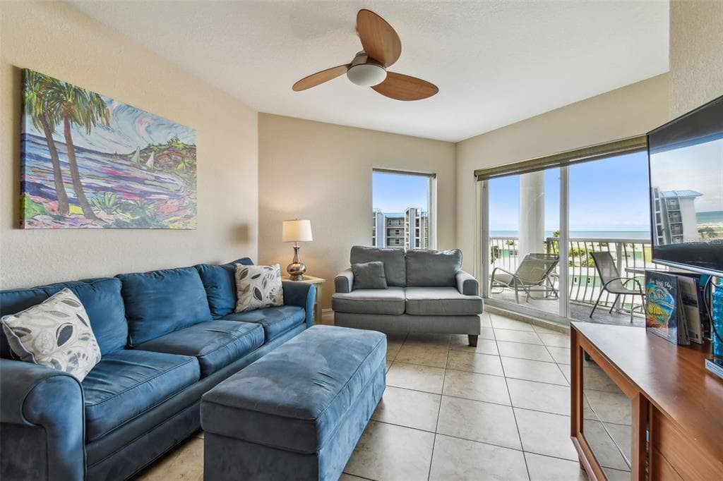 11605 GULF BOULEVARD UNIT 506 TREASURE ISLAND, FL 33706
