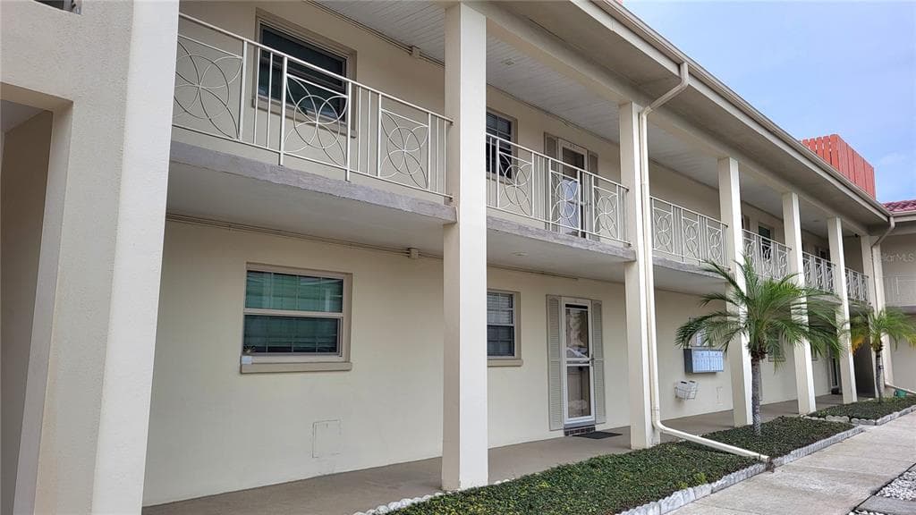 19029 US HIGHWAY 19 N UNIT 5-14 CLEARWATER, FL 33764