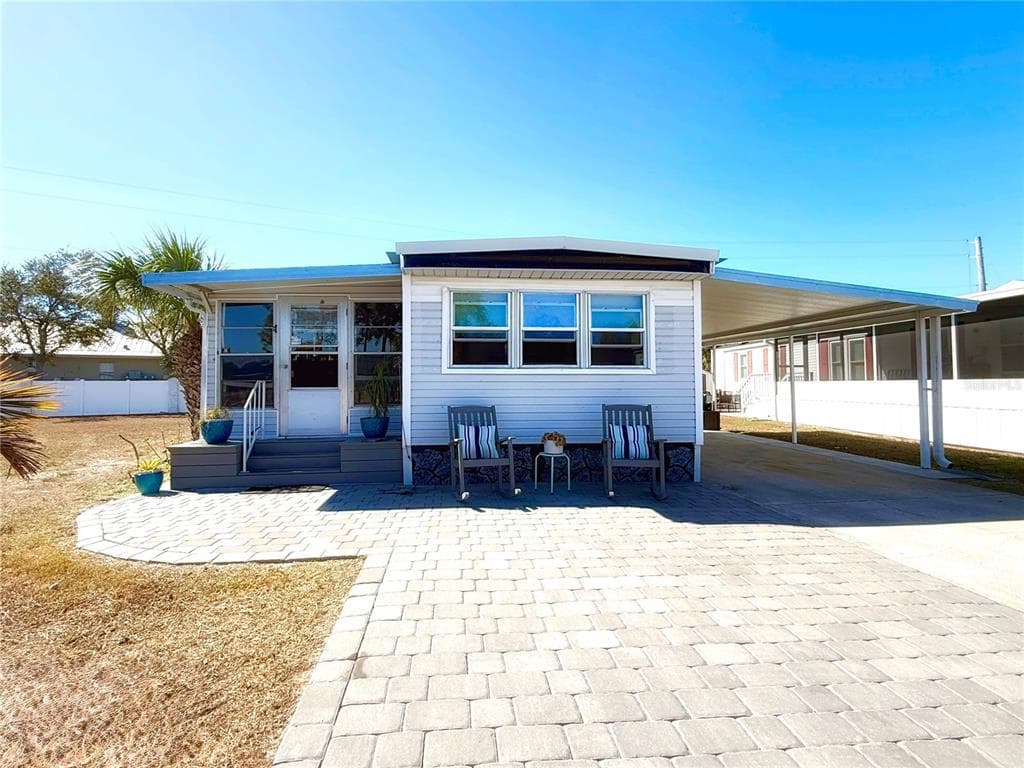 308 S PORT ROYAL LANE APOLLO BEACH, FL 33572