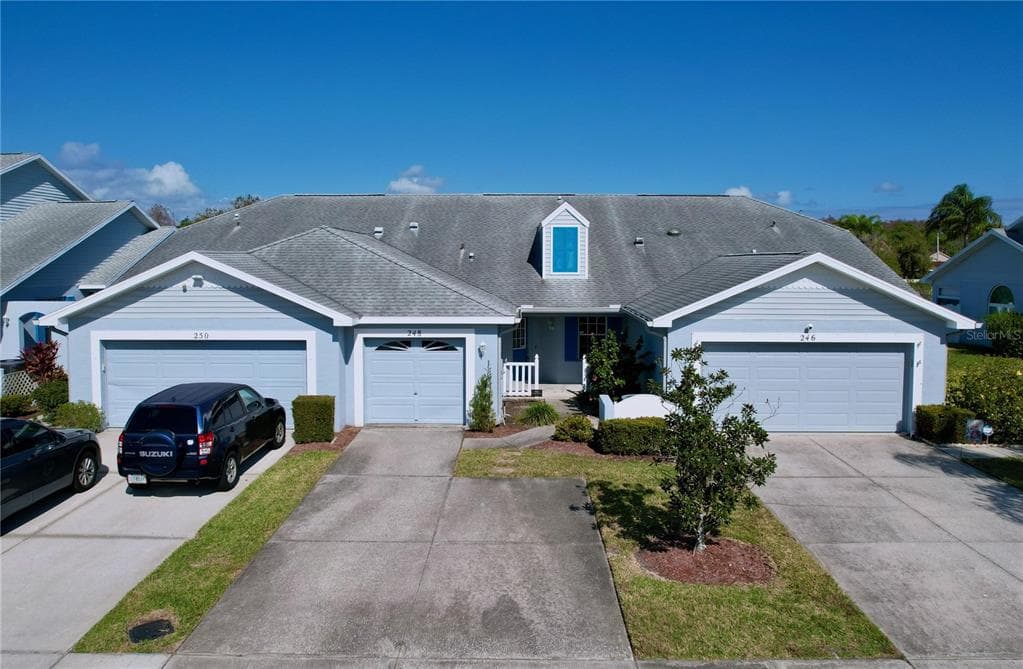 248 HEMINGWAY DRIVE OLDSMAR, FL 34677