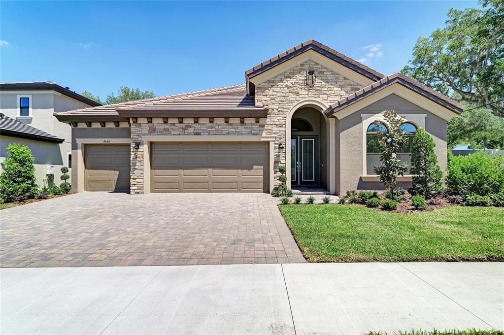 4636 CEDAR FOG CT DRIVE VALRICO, FL 33596
