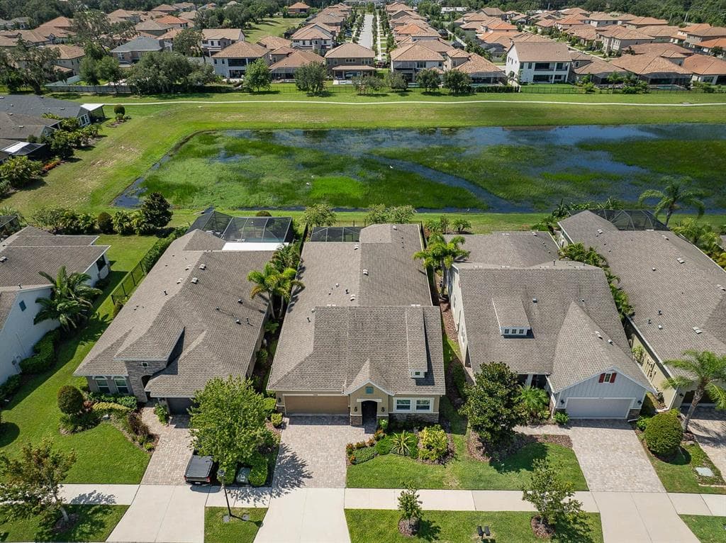 13939 SWALLOW HILL DRIVE LITHIA, FL 33547
