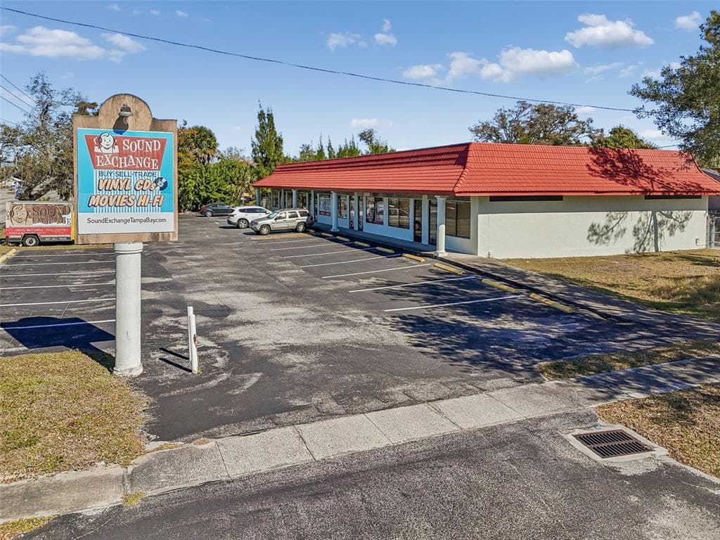 8625 66TH STREET N PINELLAS PARK, FL 33782