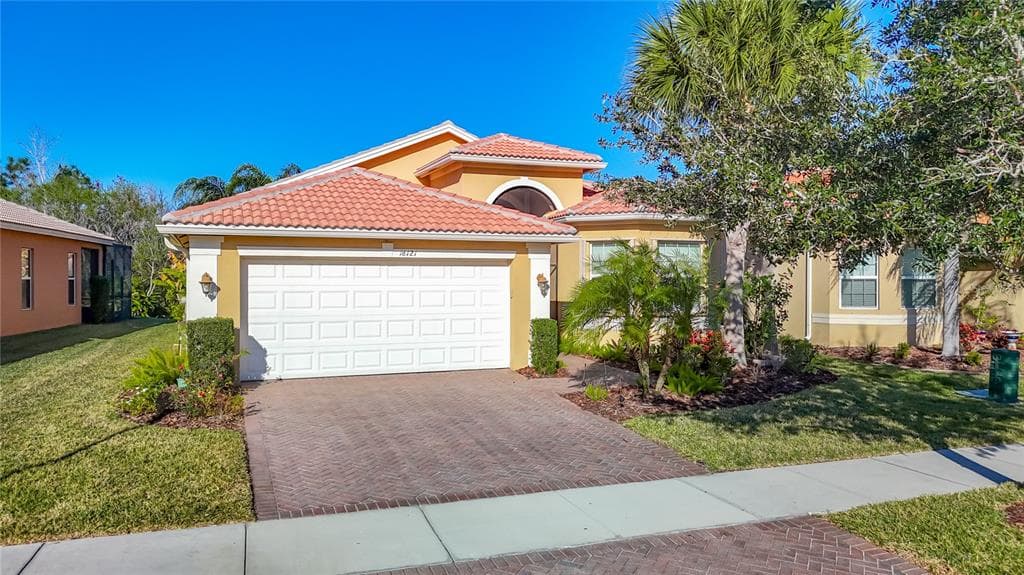 16121 CAPE CORAL DRIVE WIMAUMA, FL 33598