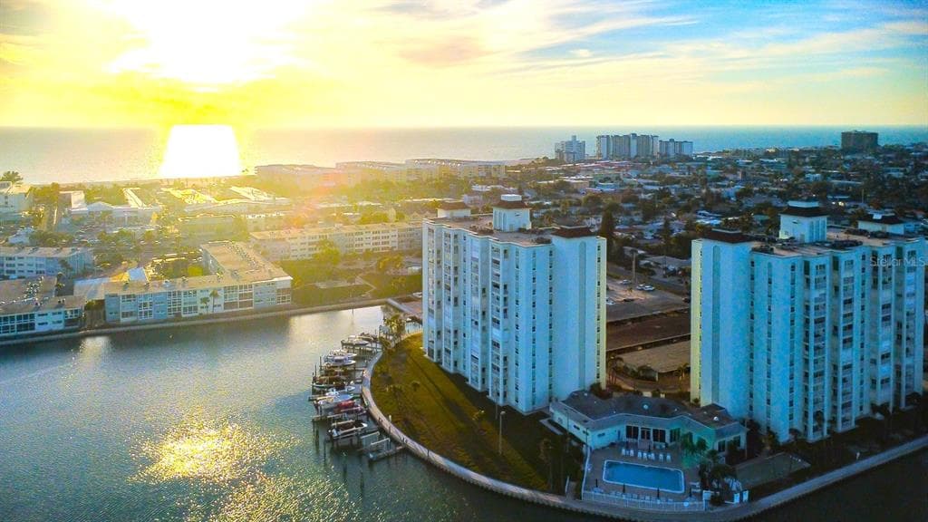 400 64TH AVENUE UNIT 908 ST PETE BEACH, FL 33706