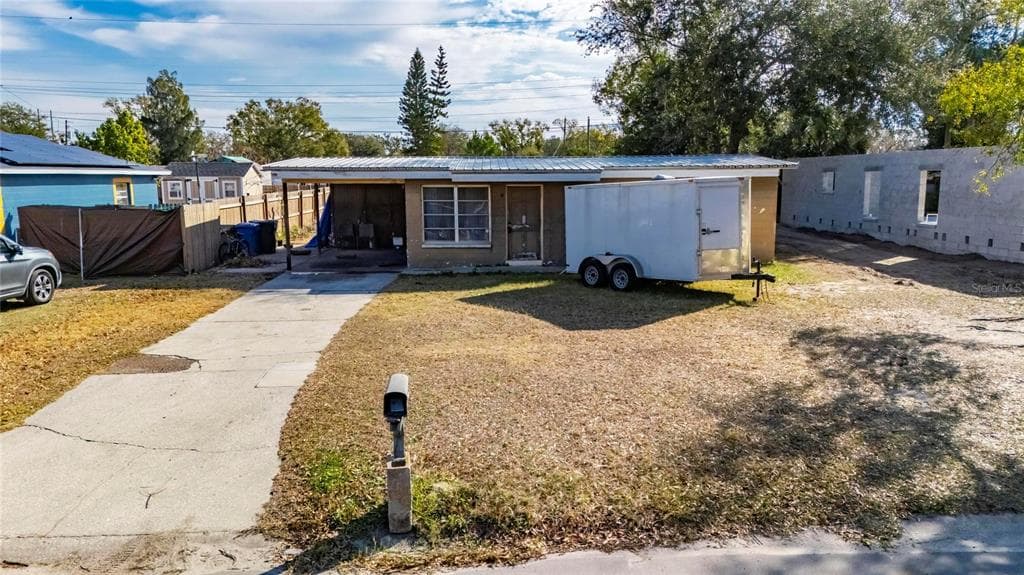 3216 DELRAY DRIVE TAMPA, FL 33619