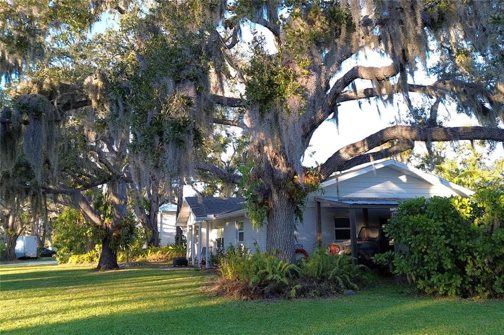 358 HIGHLAND SHORES DRIVE