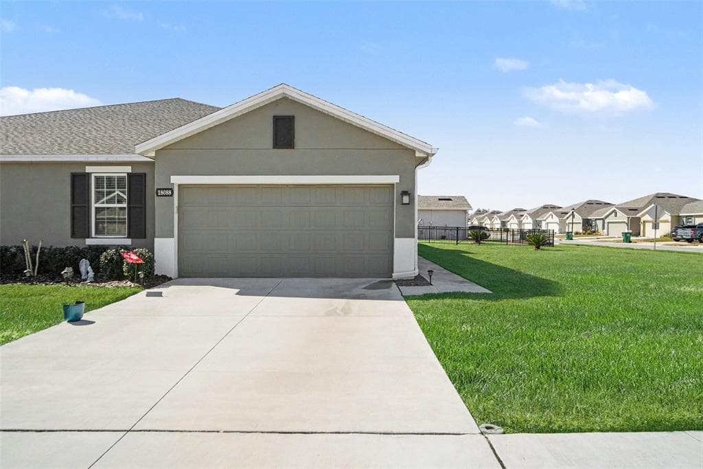 18088 TURNING LEAF CIRCLE LAND O LAKES, FL 34638