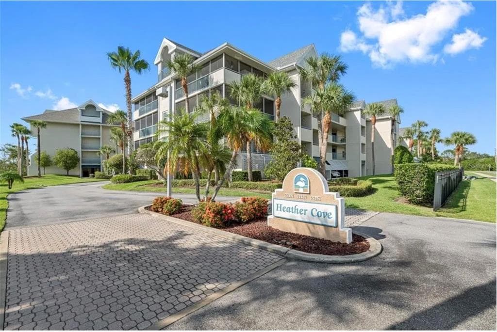5567 SEA FOREST DRIVE UNIT 122 NEW PORT RICHEY, FL 34652