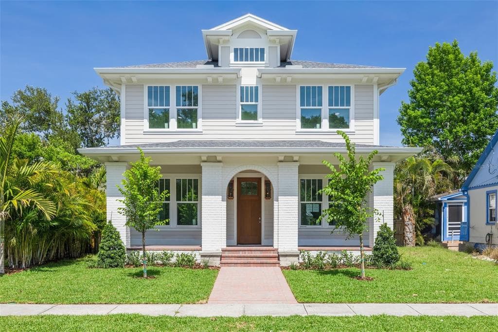 2011 10TH STREET N ST PETERSBURG, FL 33704