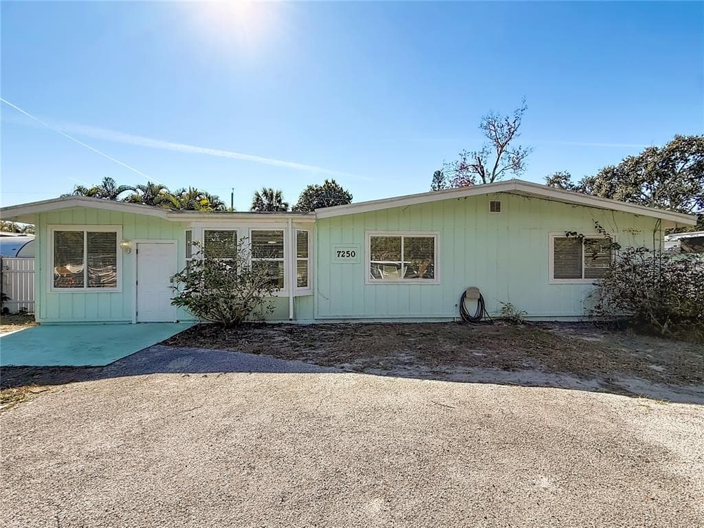 7250 12TH AVENUE N ST PETERSBURG, FL 33710