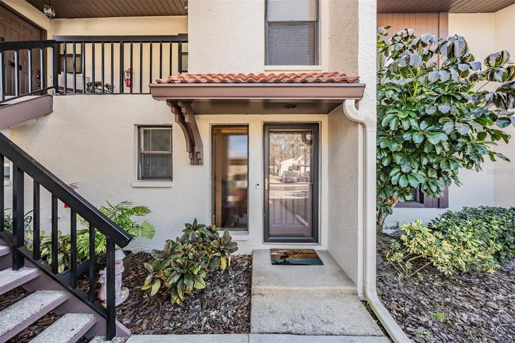 3505 TARPON WOODS BOULEVARD UNIT Q402 PALM HARBOR, FL 34685