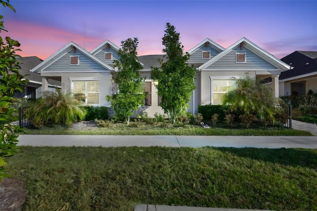13908 KINGFISHER GLEN DRIVE LITHIA, FL 33547