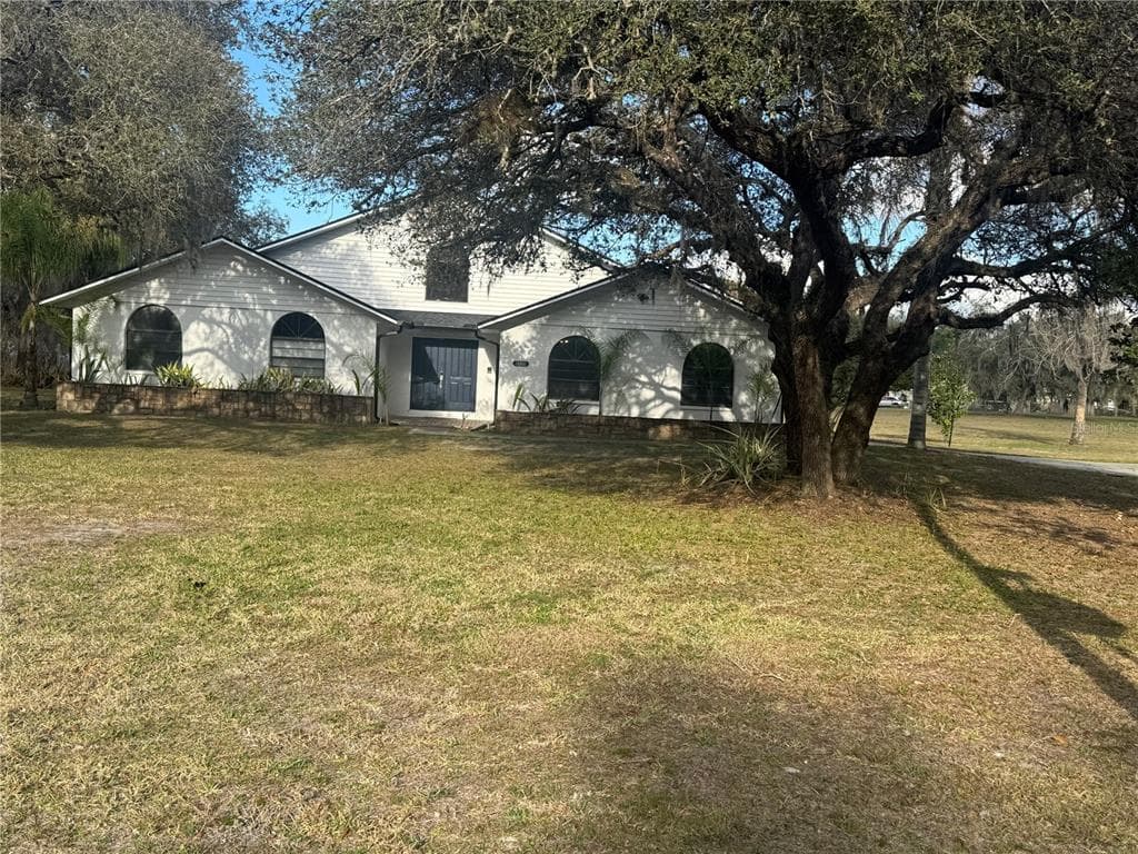 8320 SANDEN DRIVE WESLEY CHAPEL, FL 33545